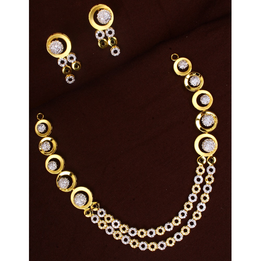 18k Gold Modern Necklace Set 