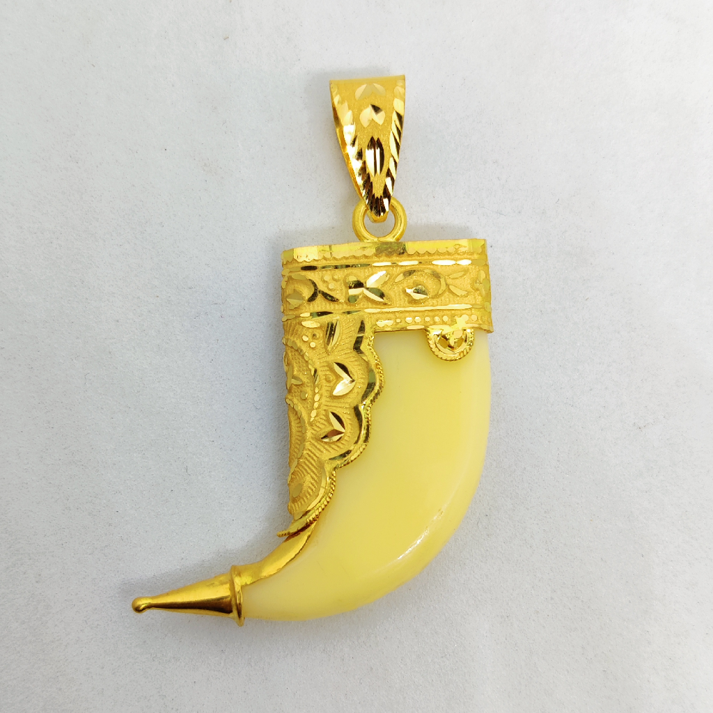916 gold Classic gent's artificial lion nail pendant
