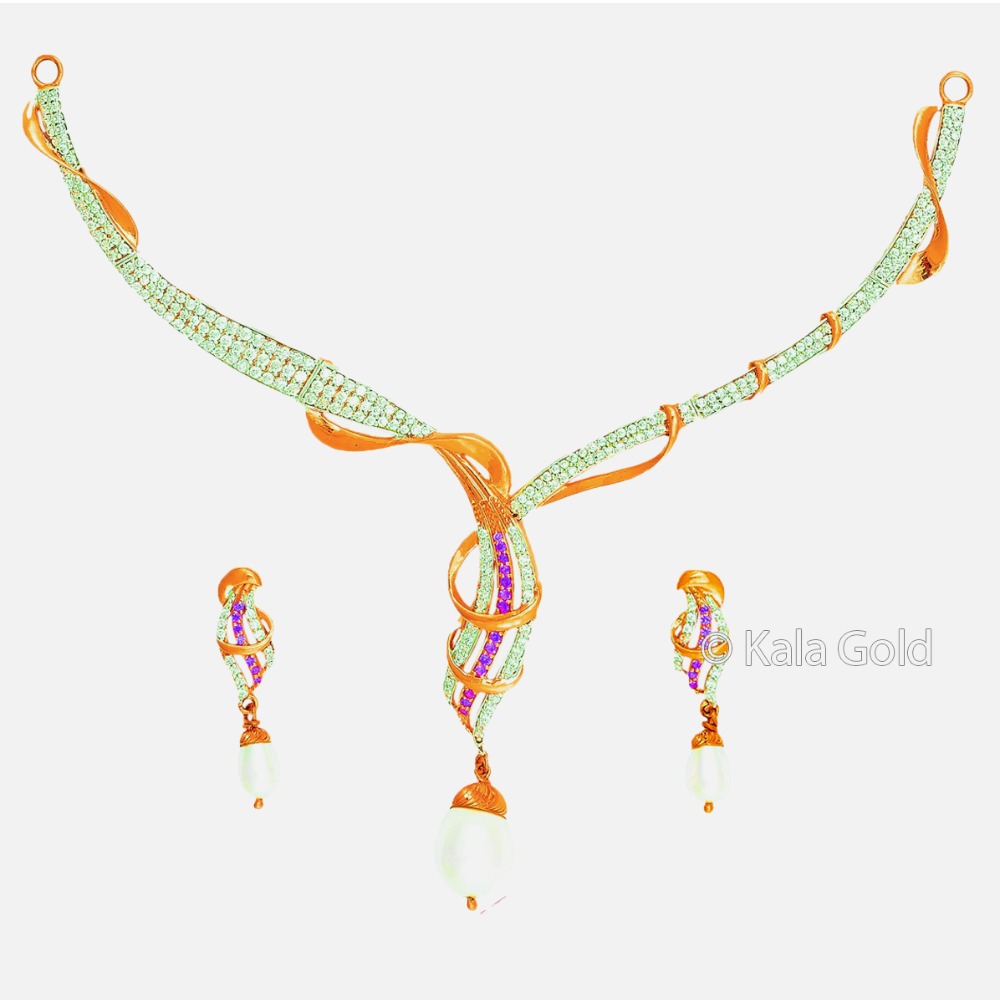 22 KT Gold Designer CZ Diamond Necklace Set
