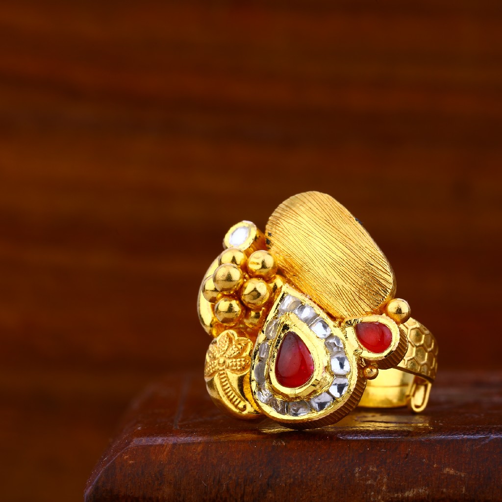 916 Gold Ring of antique LAR30
