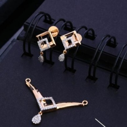 18 carat rose gold traditional ladies pendants set RS-PS457