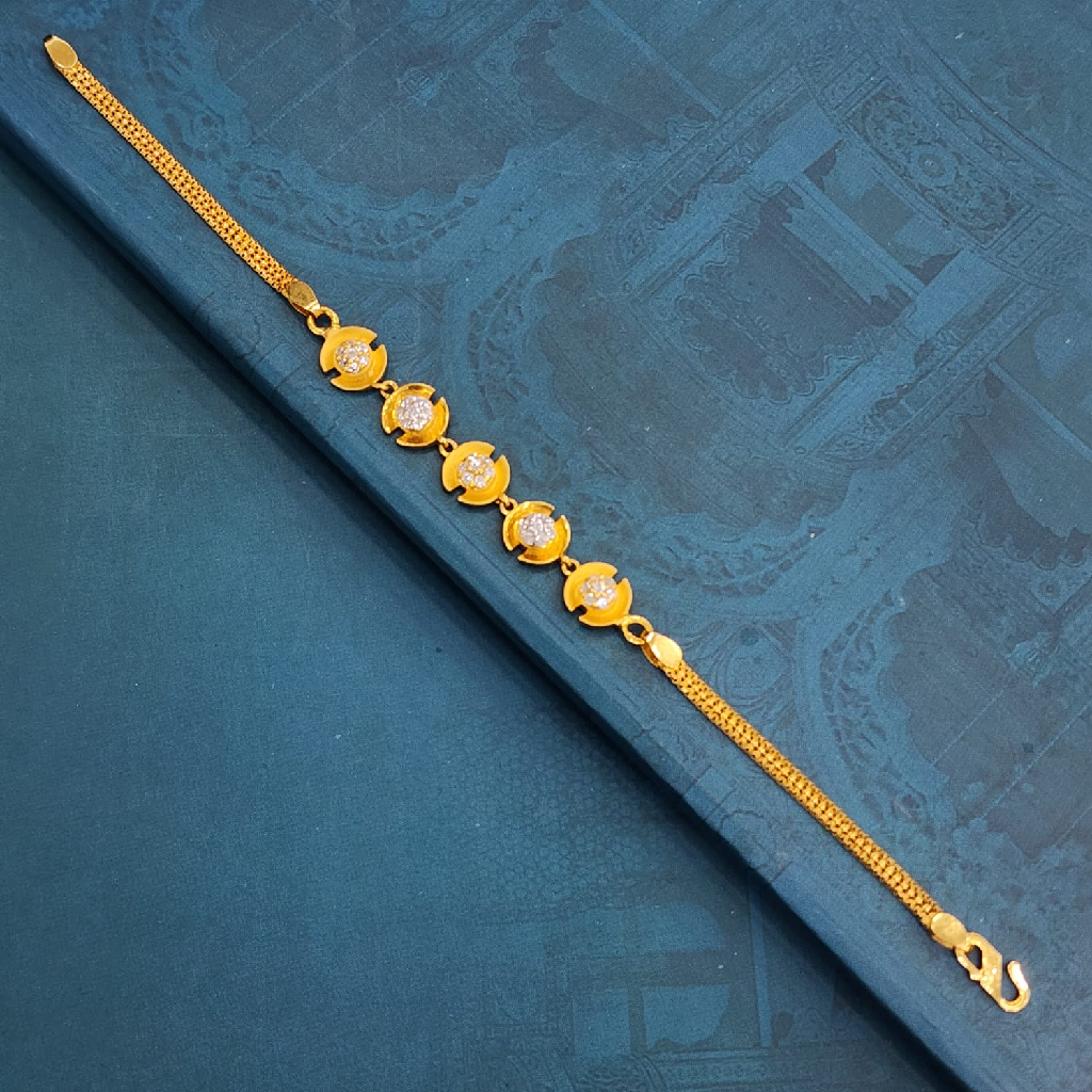 22K Gold Exclusive Round Shape Ledies Bracelet