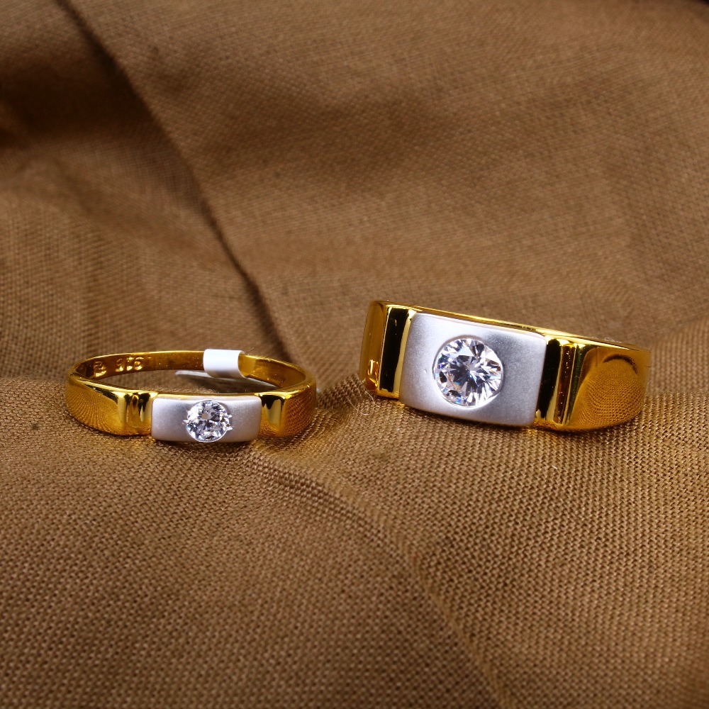two gold simple CZ diamond Ring 12