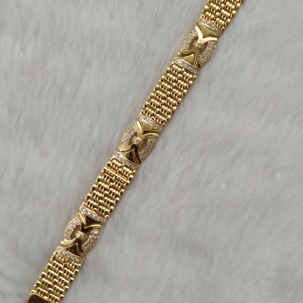 916 Gold Fancy Gent's Hand Made Bracelet