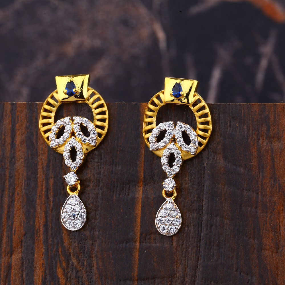 Buy quality Ladies 916 Gold Fancy Tops Earrings- LFE178 in Ahmedabad