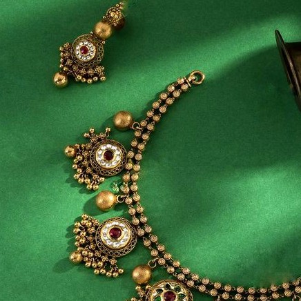 22KT/ 916 Gold Antique bridle half necklace set for ladies STG1050