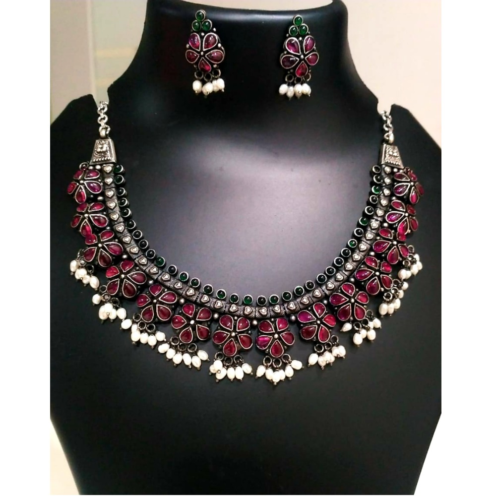 925 Silver Flower Design With Maroon Stone Necklace Set VJ-N005