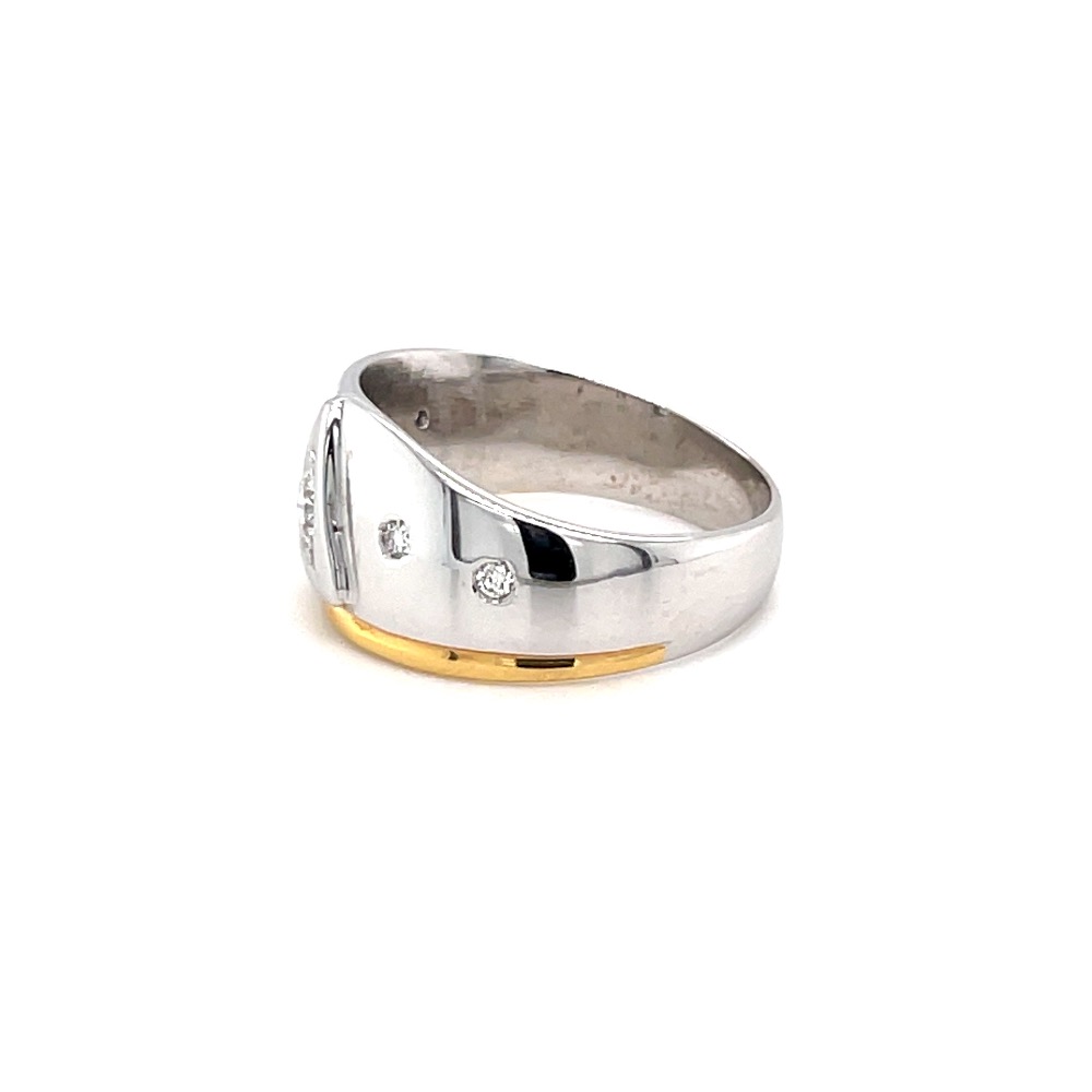 Solitaire Band ring in White Gold