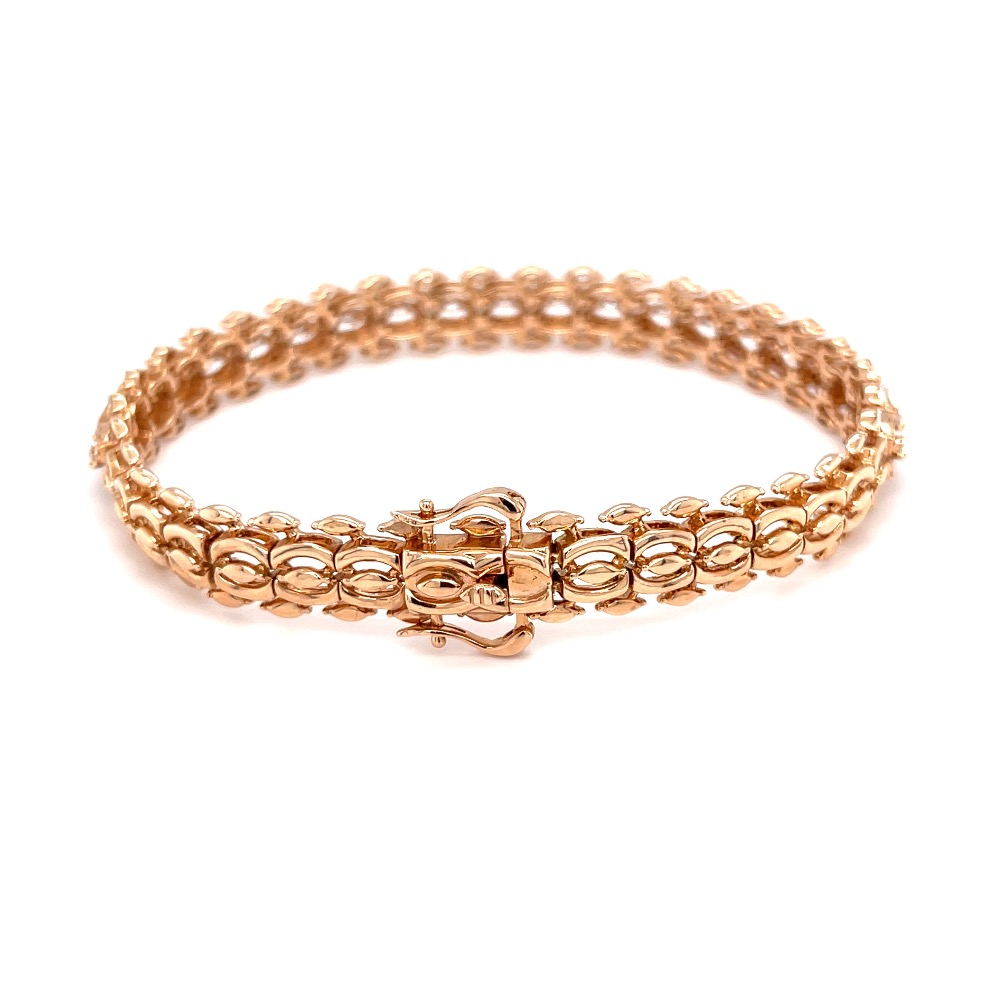 Tennis bracelet with marquise & round diamonds