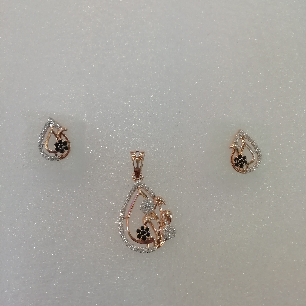 Rose gold fancy black diamonds pendant with earrings set