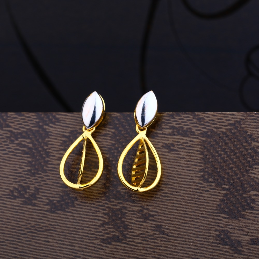 Ladies 22K Gold Plain Designer Earring -LPE64