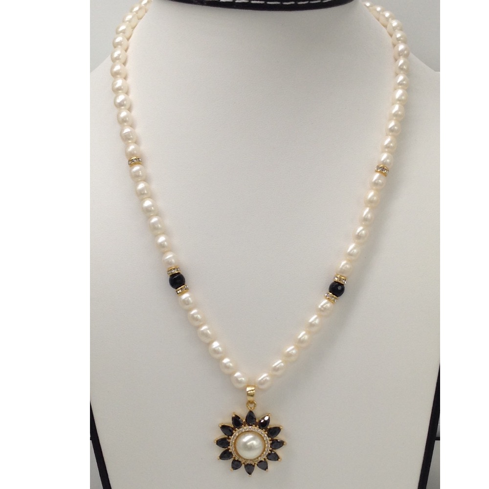 White, black cz pendent set with oval pearls mala jps0086