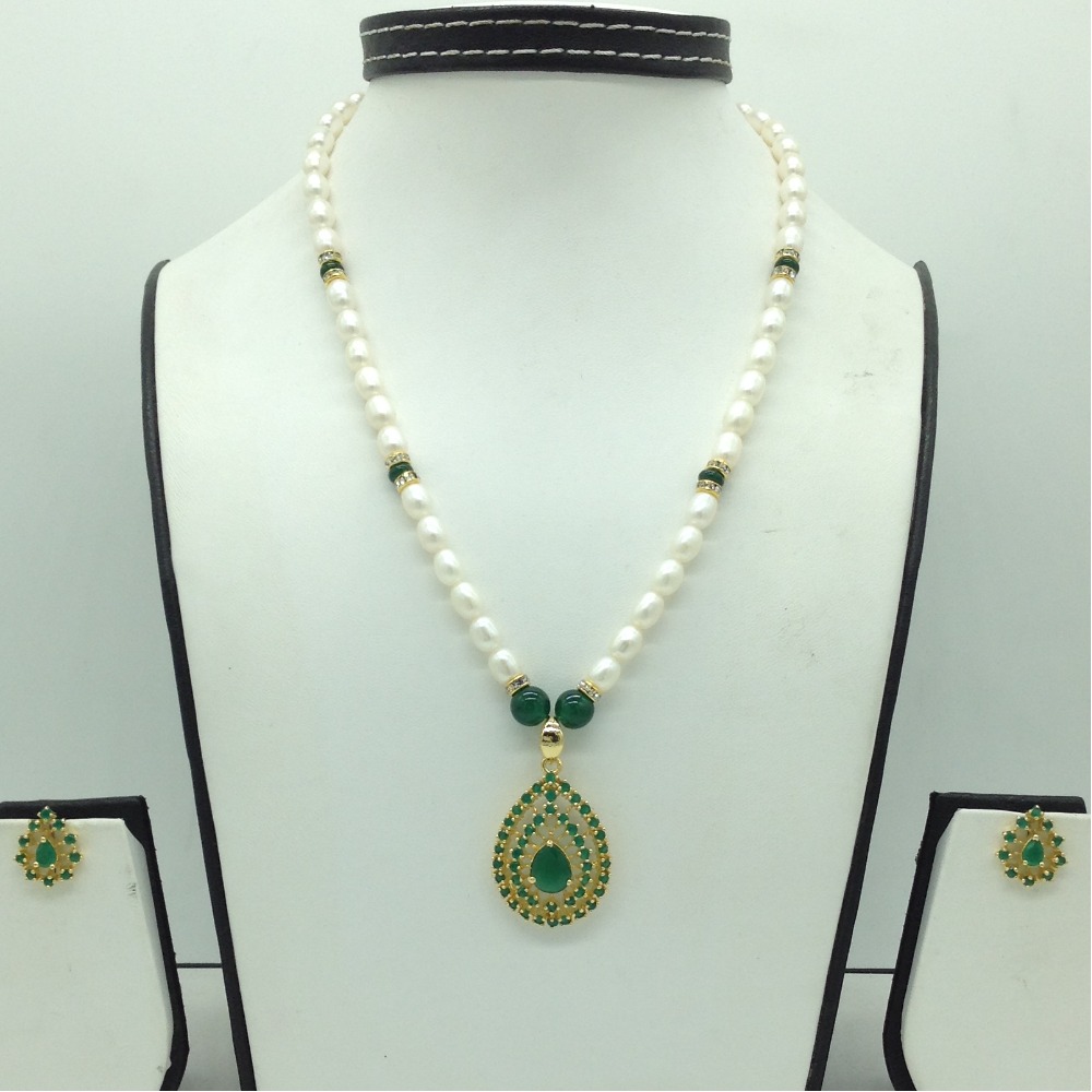 Green cz pendent set with 1 line oval pearls mala jps0676