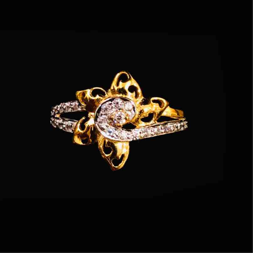 22KT Ladies Exclusive Diamond Ring
