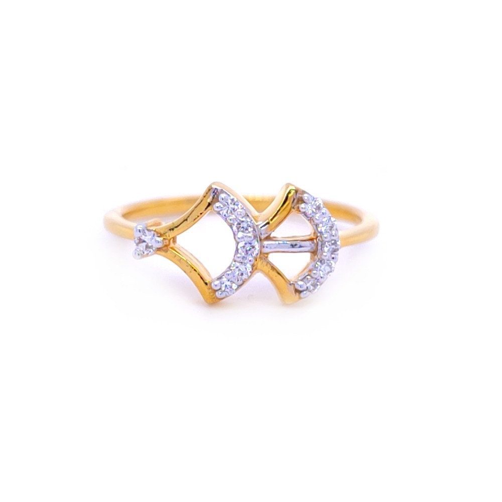 Miraculous double curve diamond ring