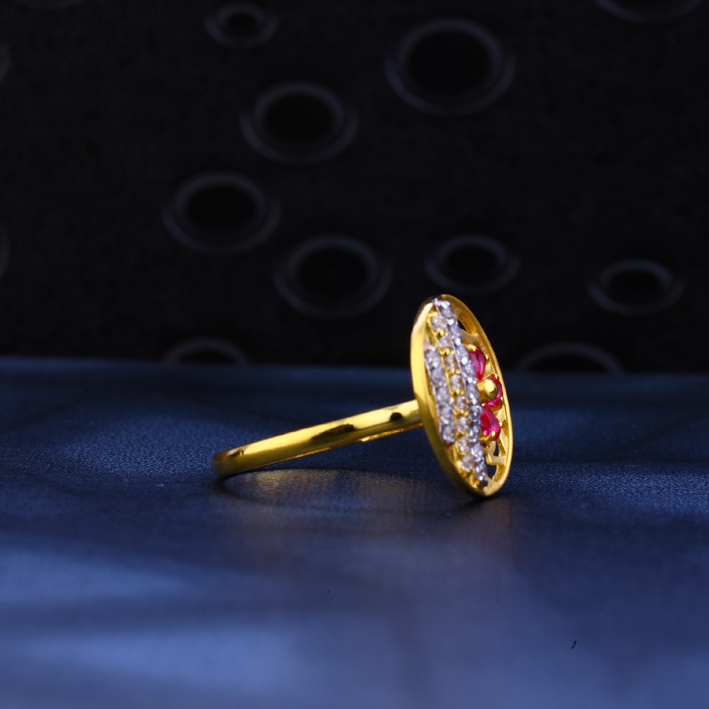 916 Gold Round Shape stylish Ring LR36