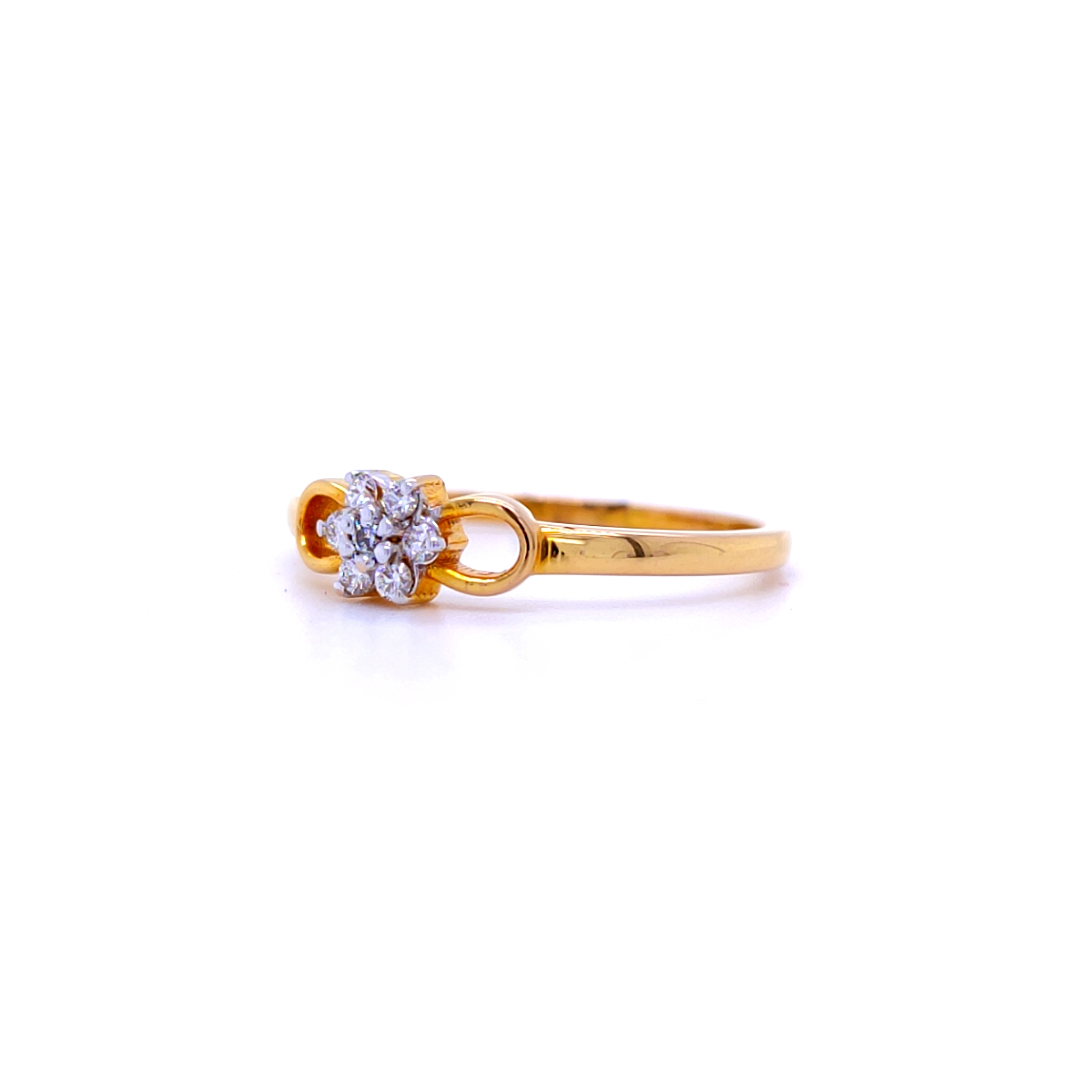 Beautiful 7 diamond bow ring for daily wear