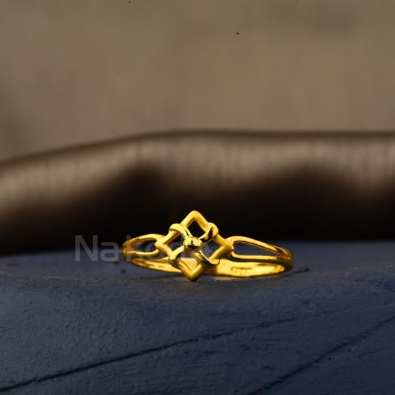 916 Gold CZ Ladies Classic Plain Ring LPR580