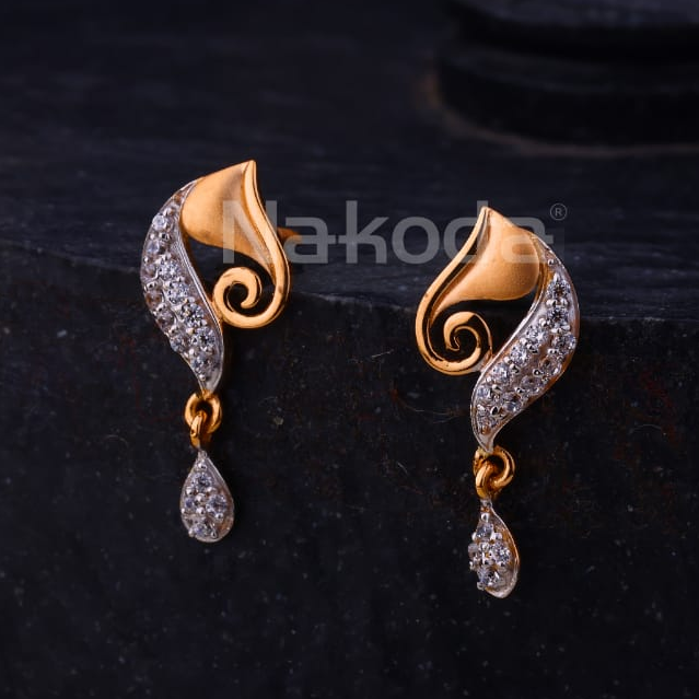 750 Rose Gold Ladies Earrings RE309