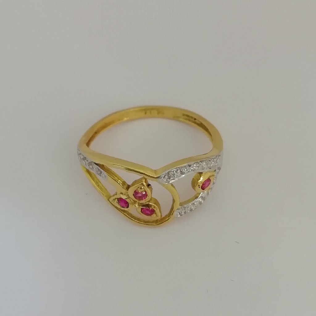 916 gold pink stone fancy ladies ring
