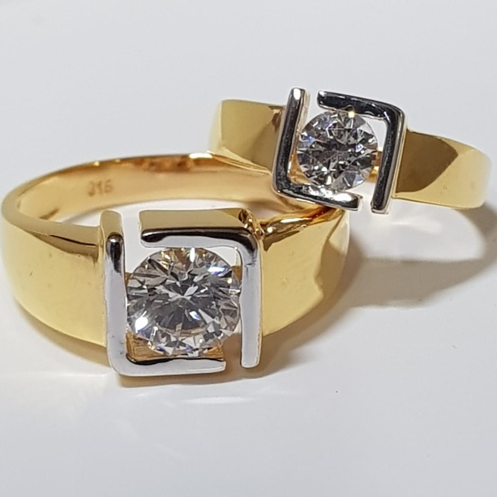 22 ct gold couple ring round diaomond in squre design