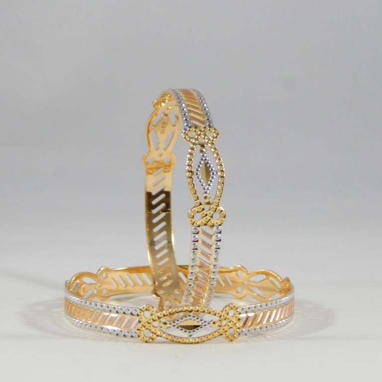 Buy quality 22KT Gold Kada Wedding Bangles For Women in Ahmedabad