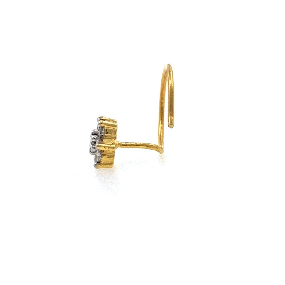 18kt / 750 yellow gold fancy nose pin in diamond 9np133
