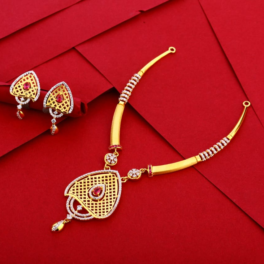 916 Gold Ladies Gorgeous Necklace Set LN271