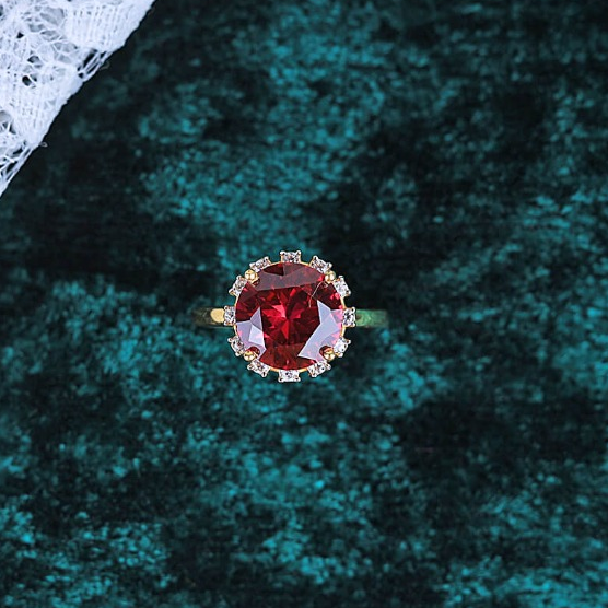 Gold With Ruby stone ladies ring