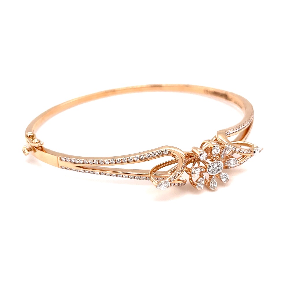 Buy quality Sorprendente diamond bracelet with flower motif in rose ...
