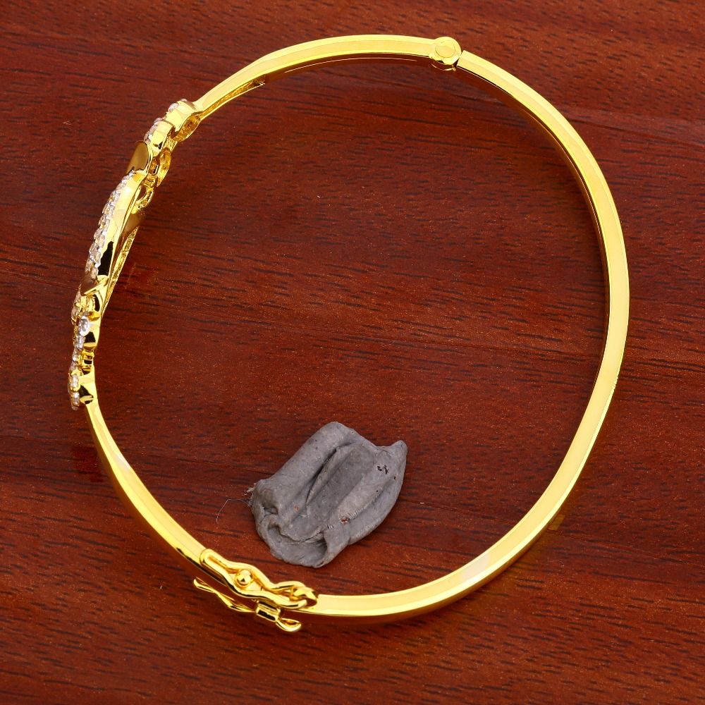 18KT Ladies Gold Delicate Kada Bracelet LKB147