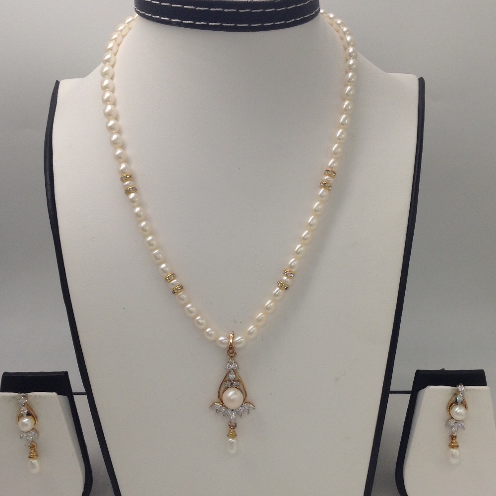 White cz and pearls pendent set with oval pearls mala jps0047
