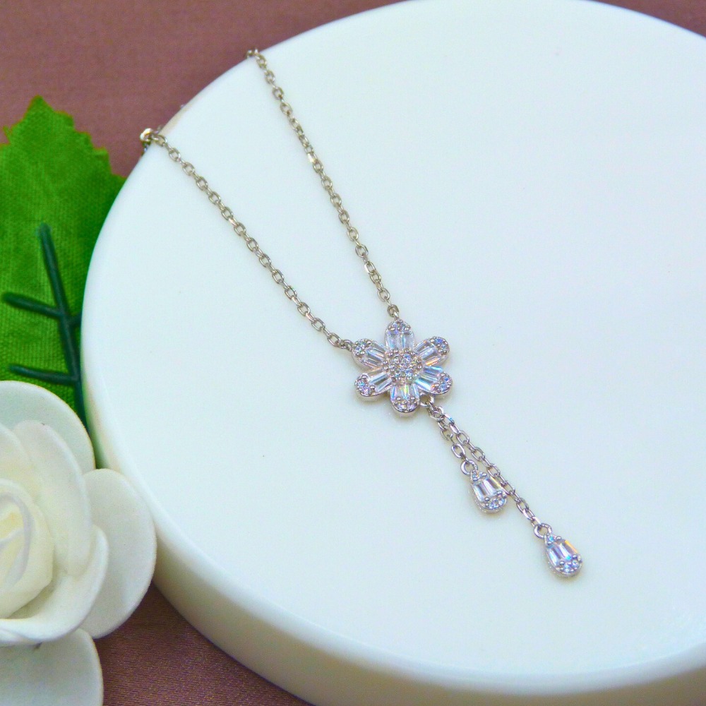 Flower Hanging 925 Silver Chain Set