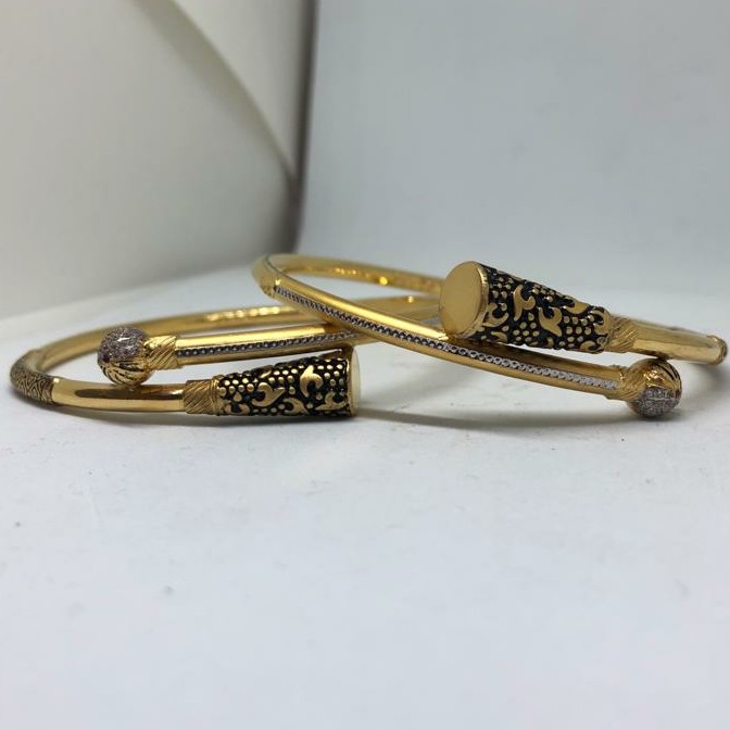 22KT/916 TRADITIONAL GOLD COPPER KADLI BANGLE