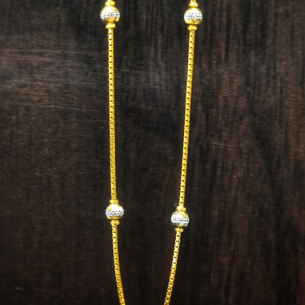 22 carat gold light weight ladies chain 5gm