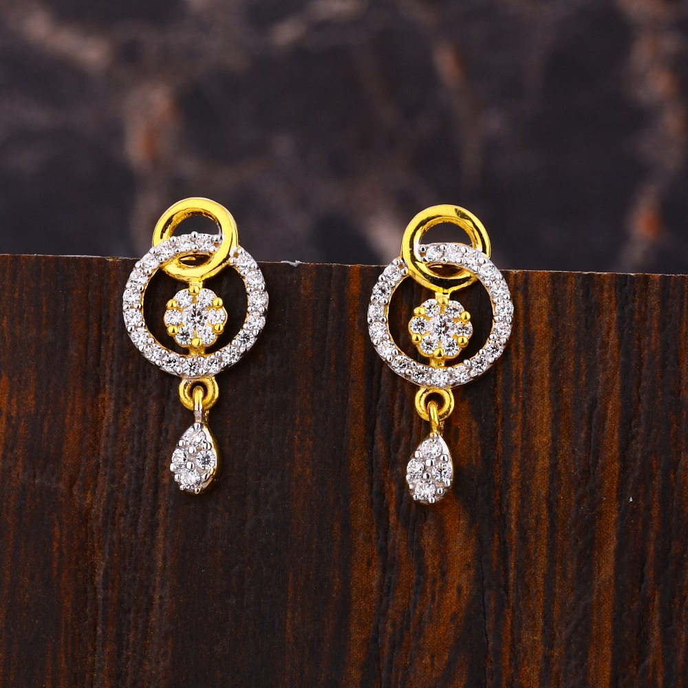 916 Gold Ladies stylish Diamond Earring LFE523