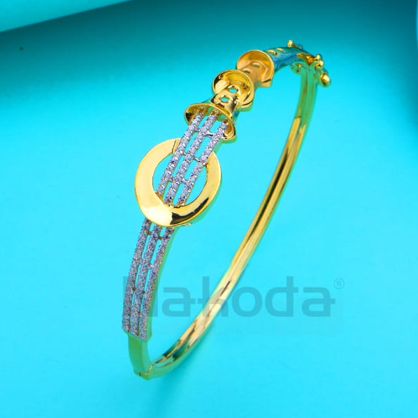 750 Gold CZ Hallmark Ladies Exclusive Kada Bracelet LKB212