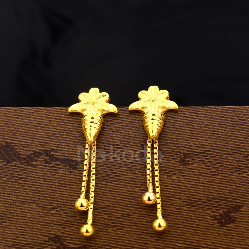 916 Gold CZ Gorgeous Ladies Plain Earrings LPE368