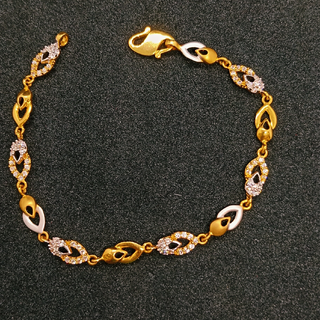 Buy quality 22k Gold Diamond Ladies Bracelet in Ahmedabad