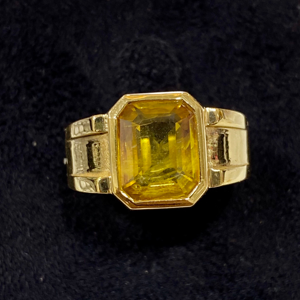 Yellow Sapphire (Pukhraj) Ring Design For Men and Women - YouTube