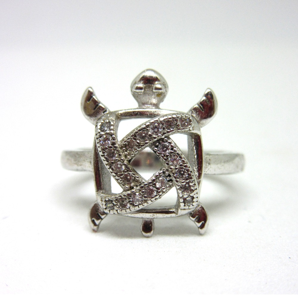 Designer Tortoise Ring For Female in Pure Silver Online