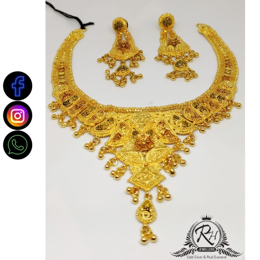 22 carat gold traditional ladies necklace set RH-NS412