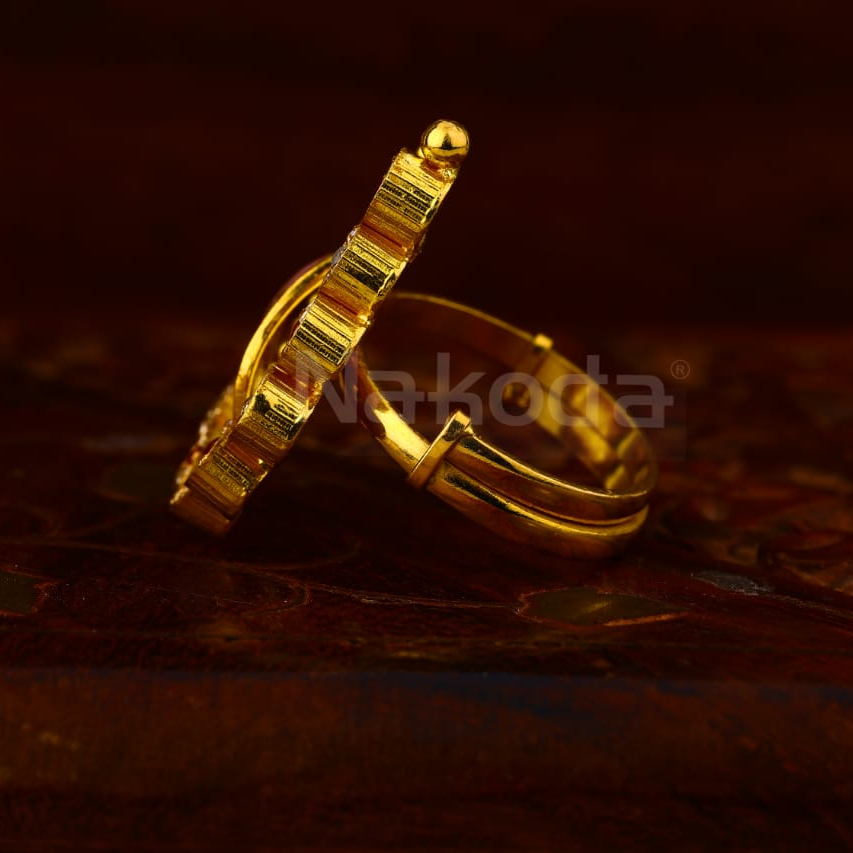 916 Gold Ladies Delicate Antique Ring LAR334