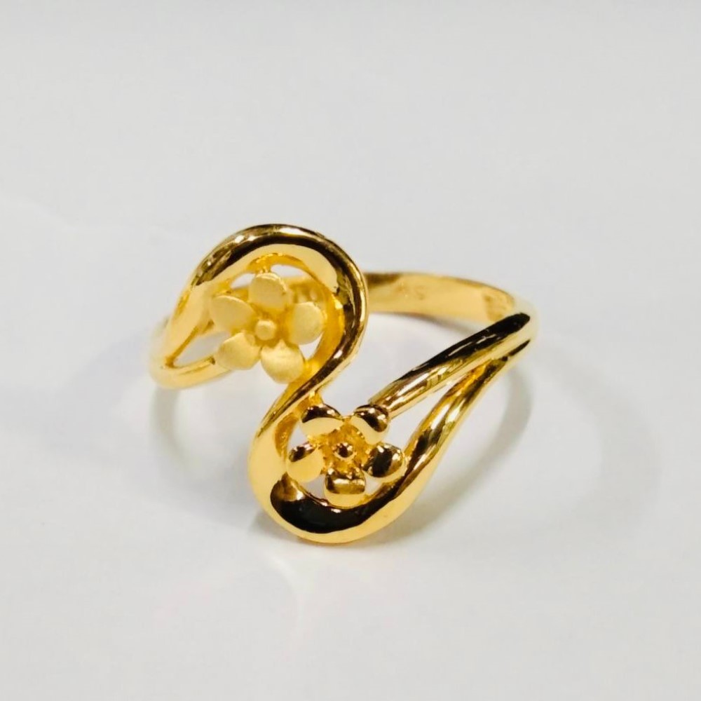 Gold Engagement Women Ring