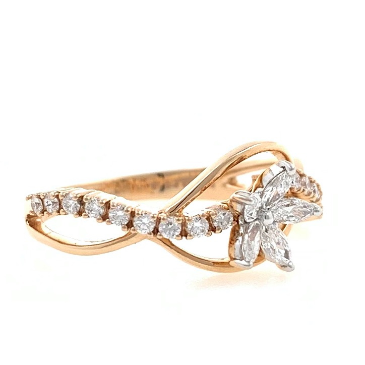18kt / 750 rose gold flower diamond ring for ladies 8lr313