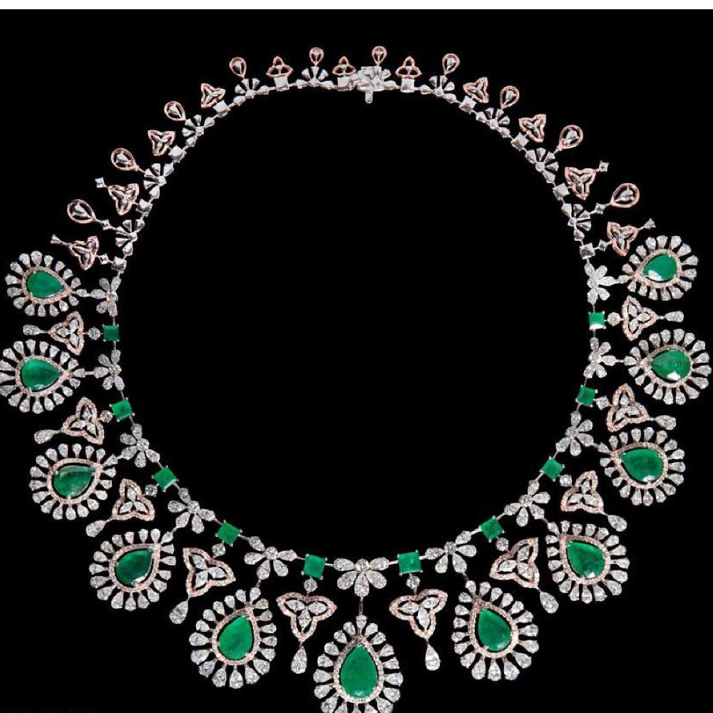 Diamonds and Emeralds Necklace JSJ0032