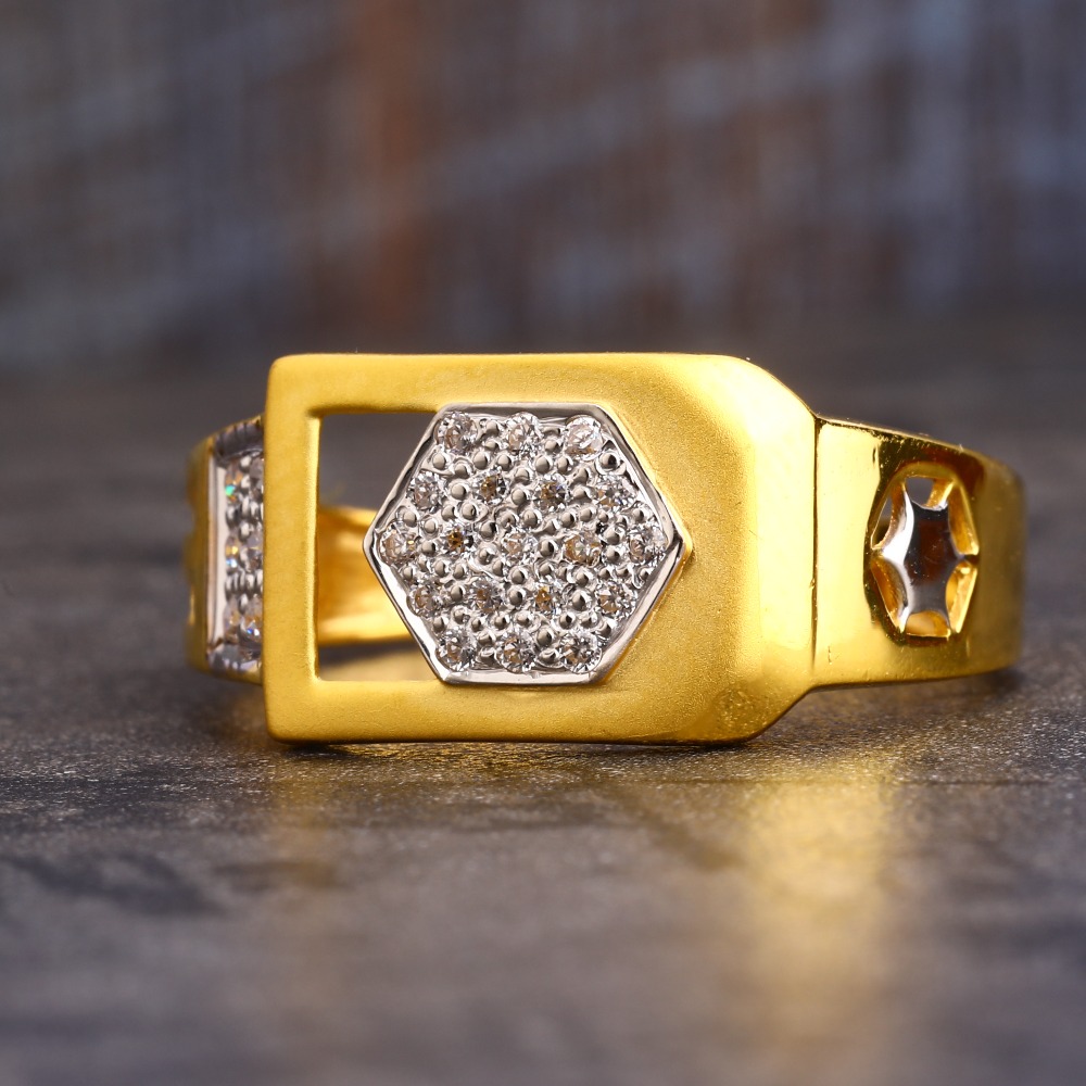 916 Gold CZ Hallmark Classic Men's Ring MR609