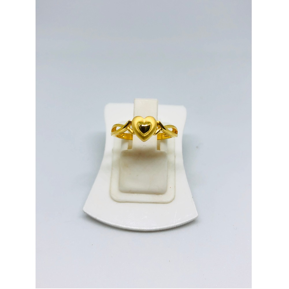 22KT Gold Heart Shape Ring For Women KDJ-R011