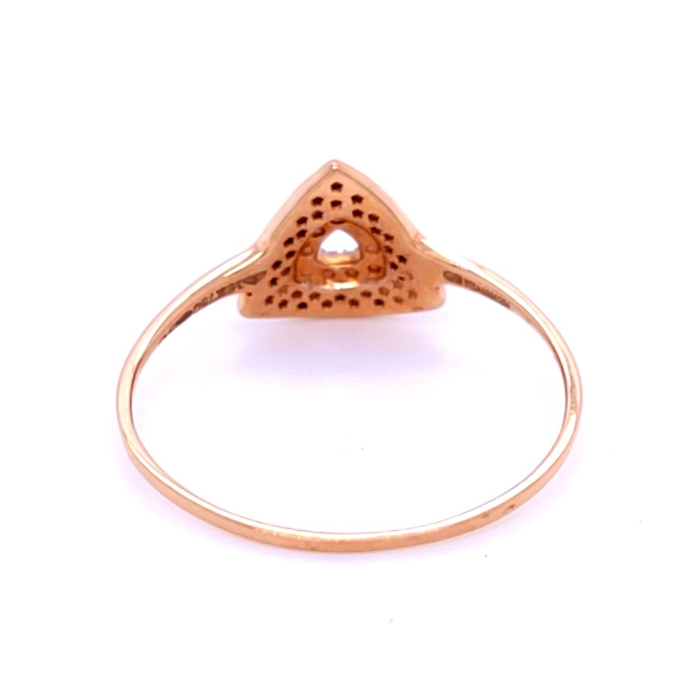 Tringular rose gold tinted diamond ring