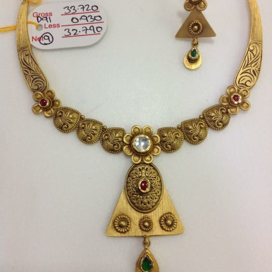 22K(916)Gold Ladies Antique Necklace set